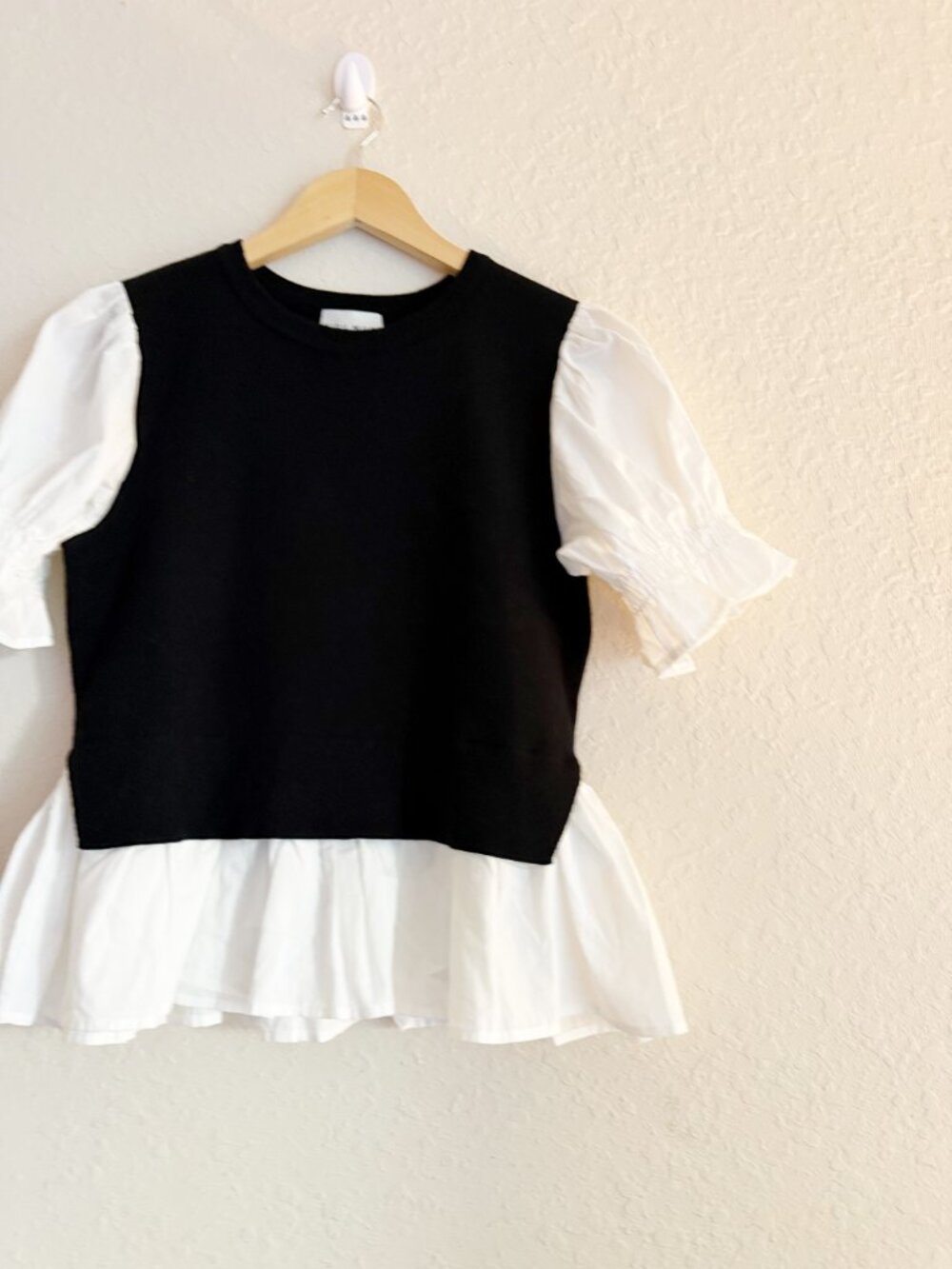Miou Muse Black White Puff Sleeve Peplum Mixed Media Top Size M NWT